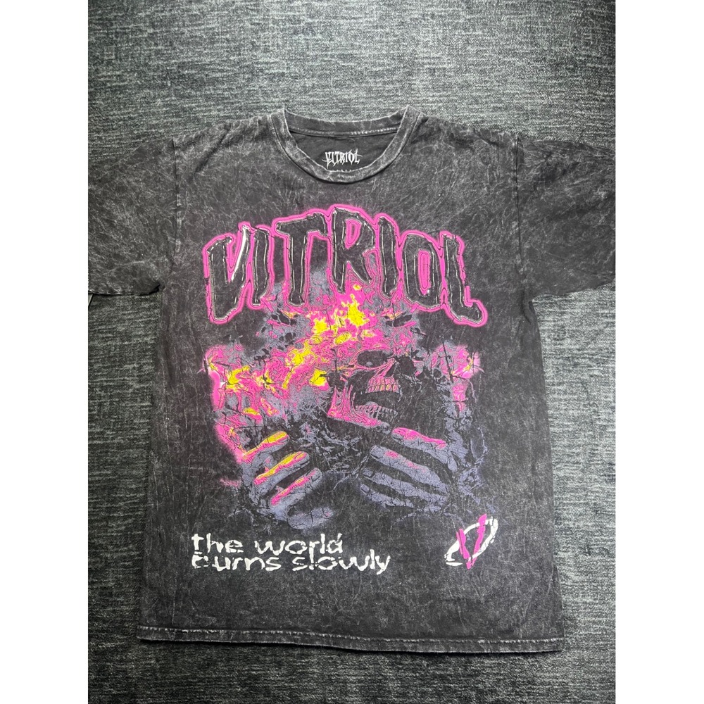 Vitriol Graphic T-Shirt Mens Large Black Acid Wash Skull The World Burns Slowly